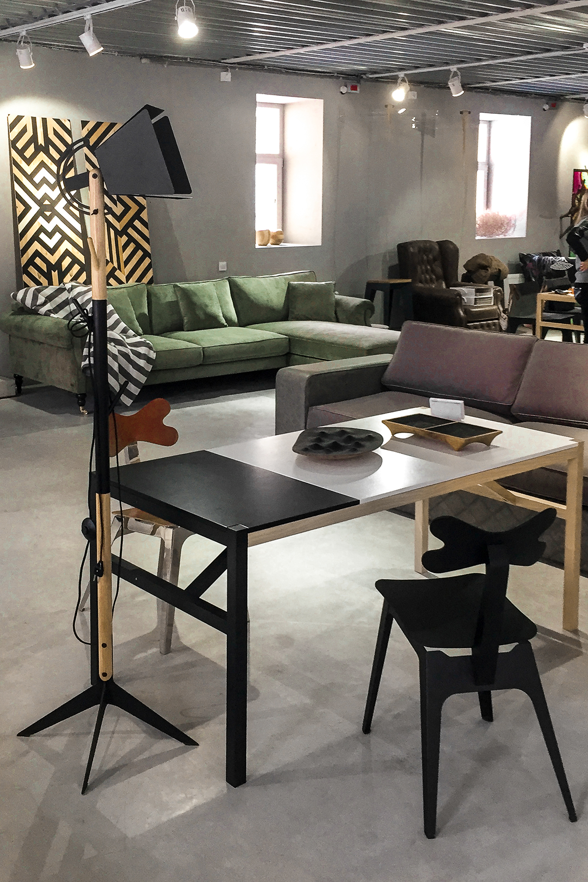 Black design，blackwork，lamps and lanterns，Home appliance design，industrial design，personality，rise，